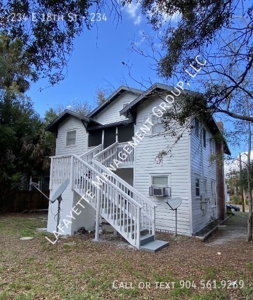 Building Photo - 234 E 18th St