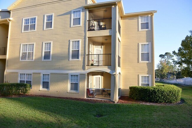 Building Photo - 416 Summit Ridge Pl