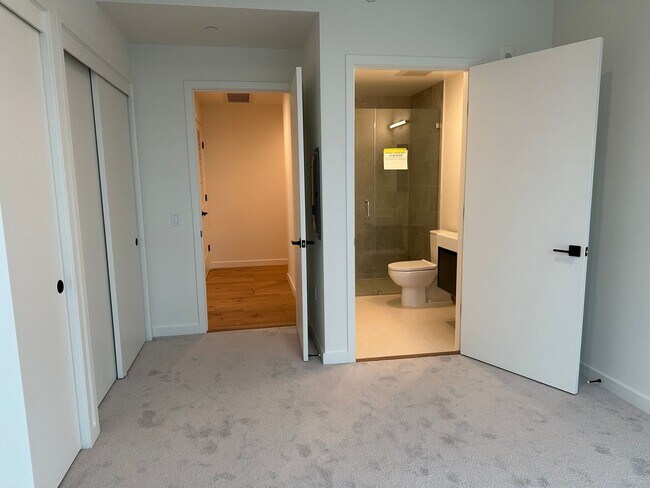 Building Photo - Epic REA - Live at Renou - Modern 2024 Building - 2 BR/2 BA