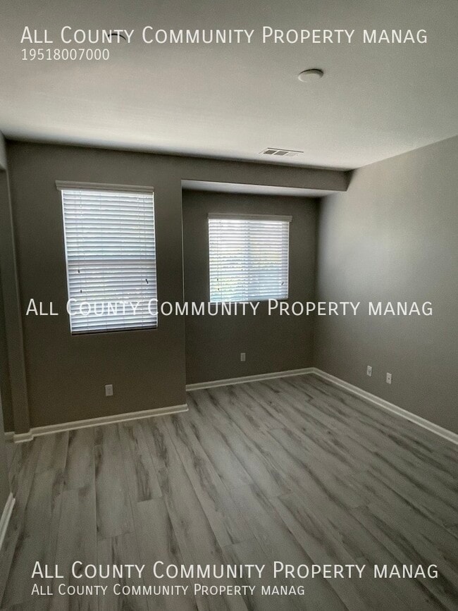 Building Photo - 44122 Calle Luz
