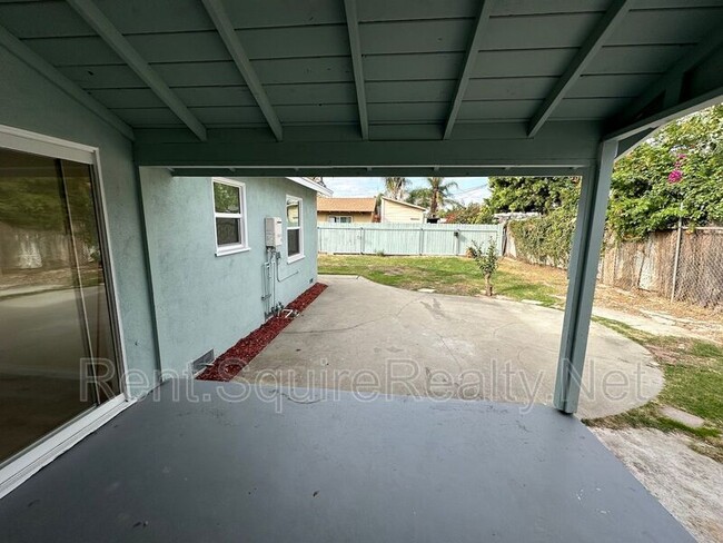 Building Photo - 747 E Benbow St