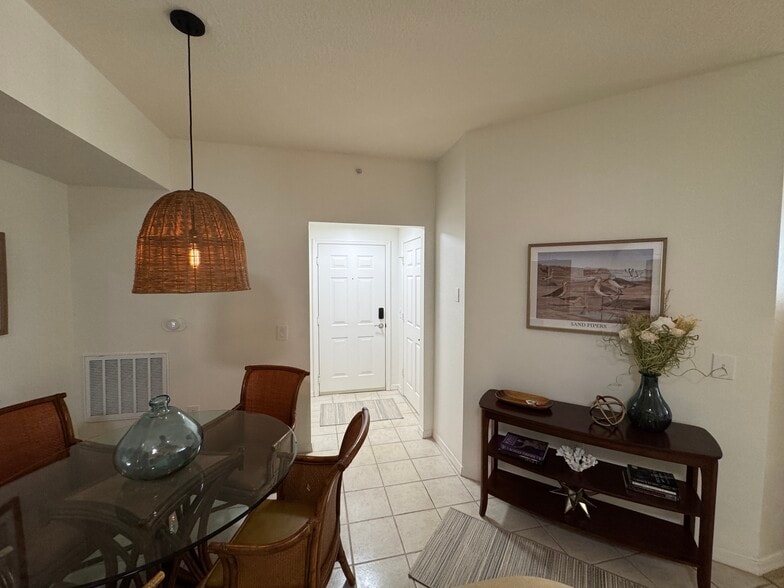 Building Photo - 15630 Ocean Walk Cir