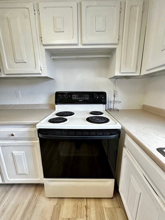 Building Photo - 540 Granby Rd