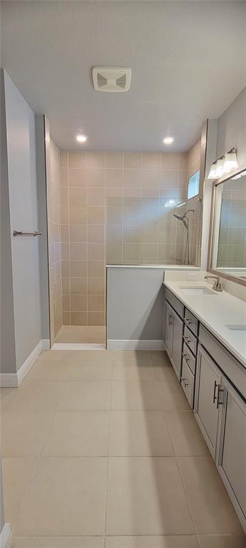 Building Photo - 28564 Sweet Persimmon Dr