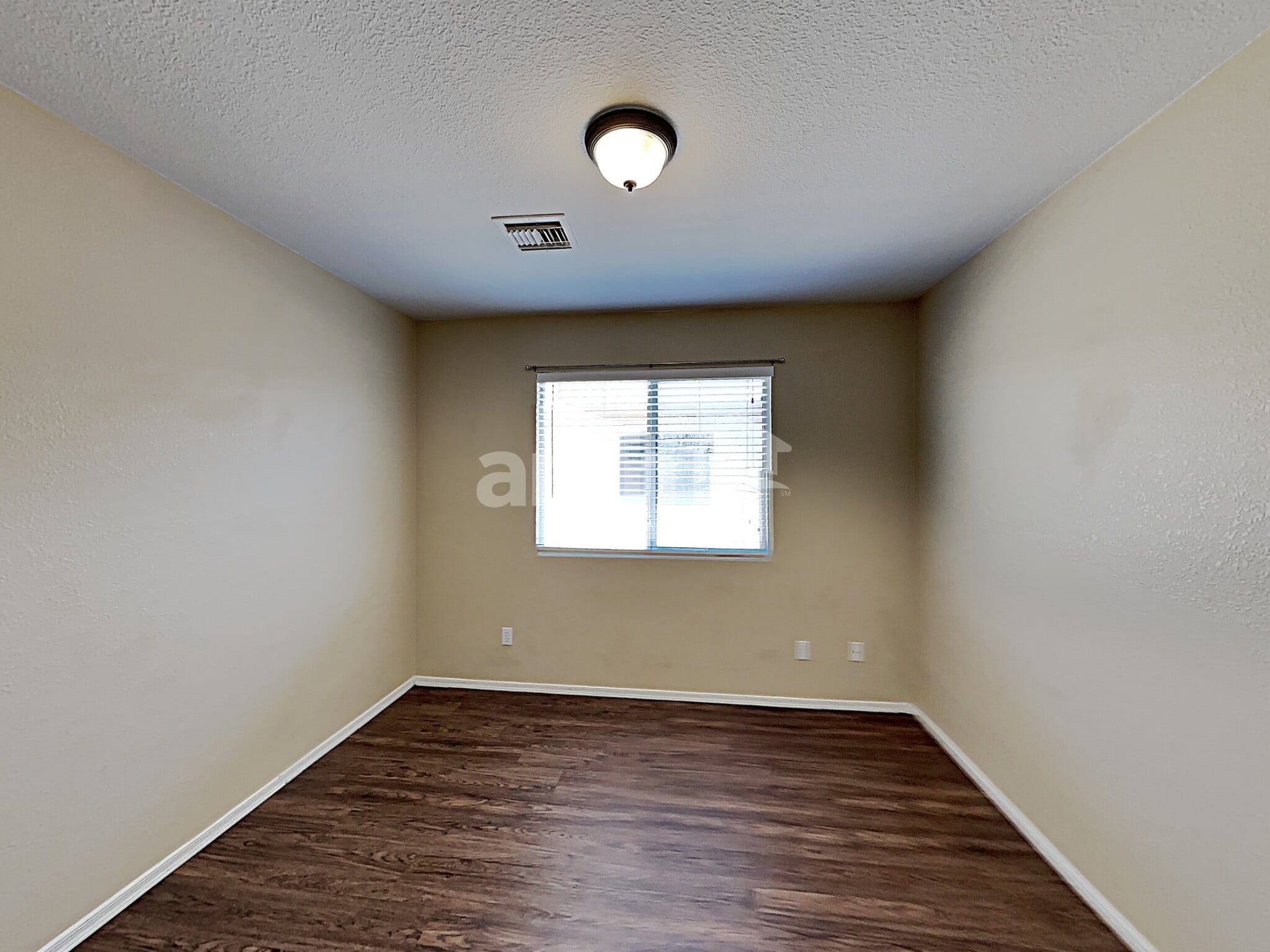 Building Photo - 6426 E Mary Dr