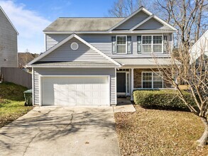 Building Photo - Gorgeous updated house with updated paint ...