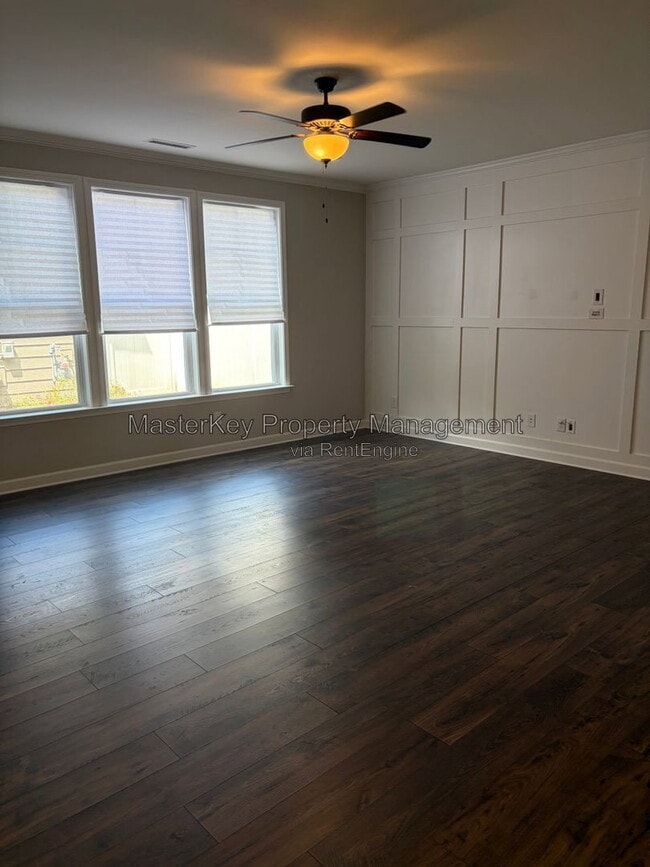 Building Photo - 727 Carraway Garden Dr