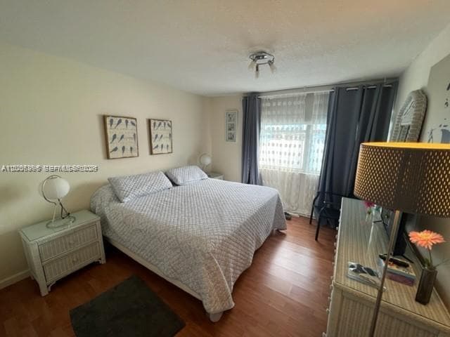 Building Photo - 16570 NE 26th Ave