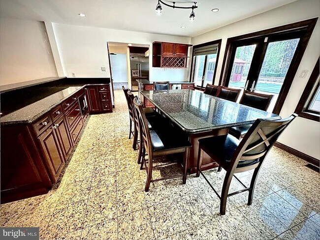 Building Photo - 54 Las Brisas Blvd