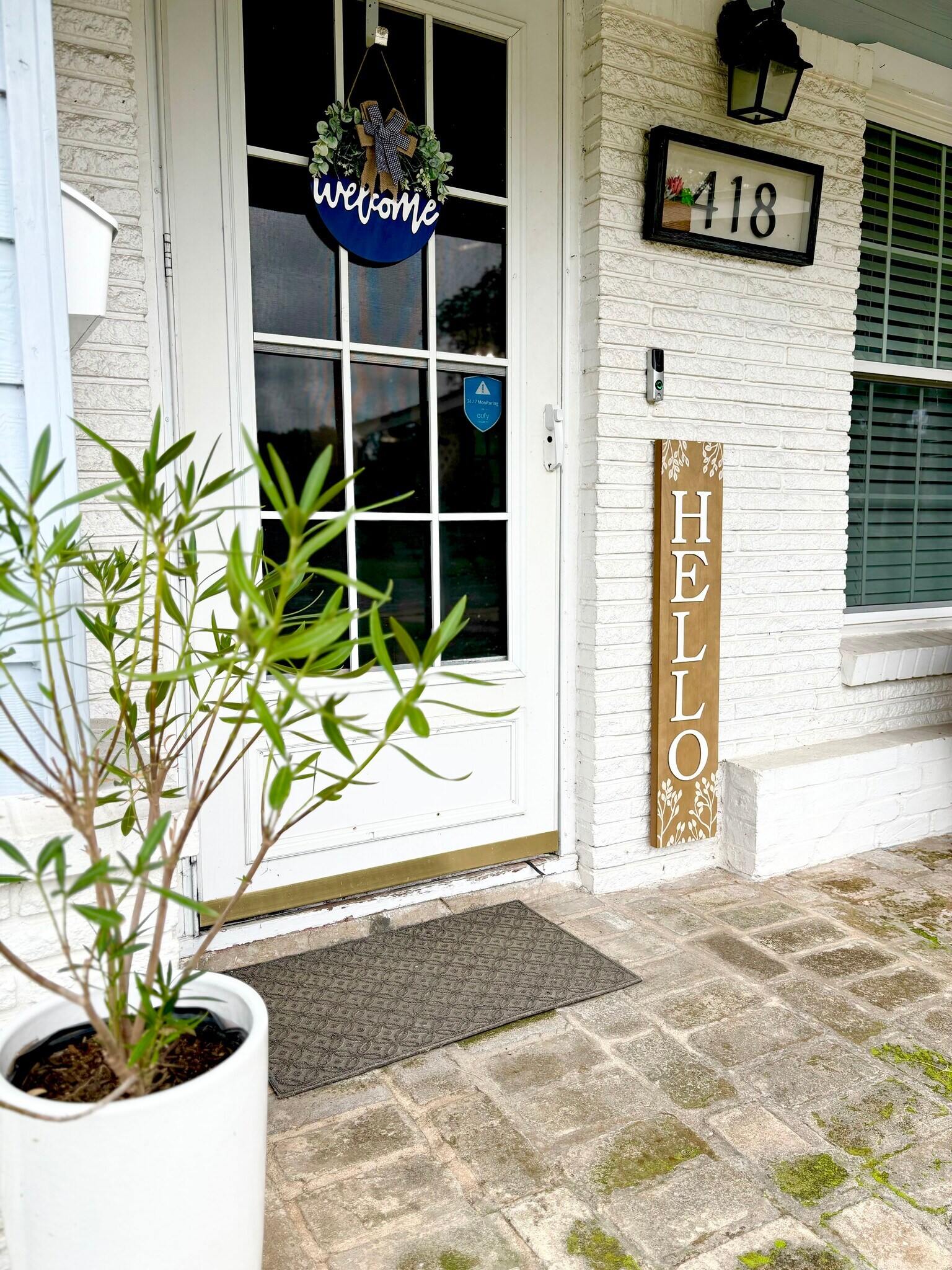 Building Photo - 418 Savannah Dr