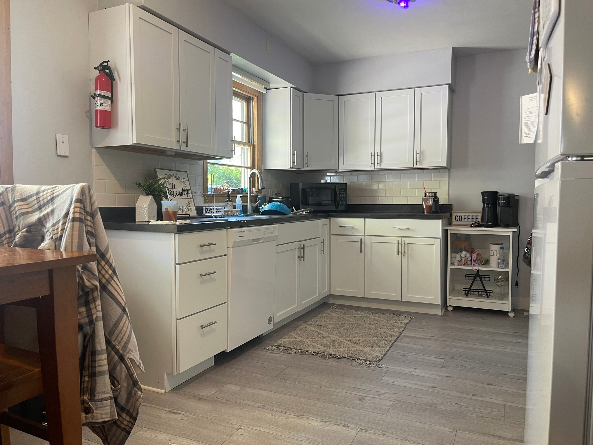 Kitchen - 1228 Highland Ave