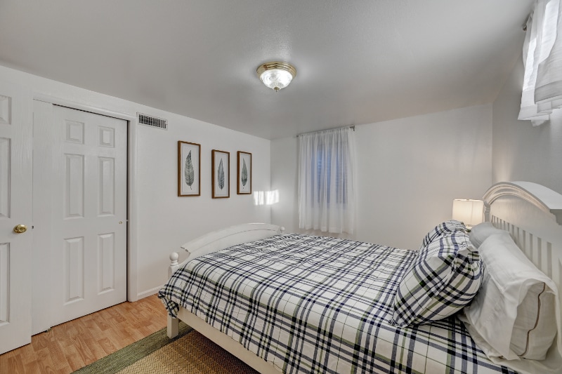 Building Photo - 471 S Marshall St