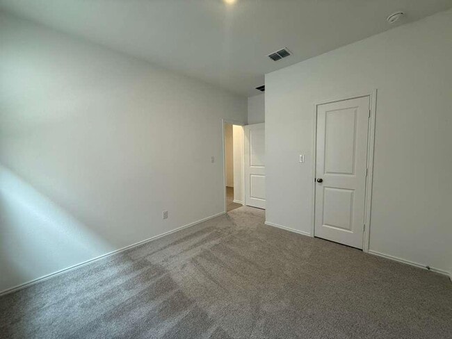 Building Photo - 200 Rodney Boat Rd