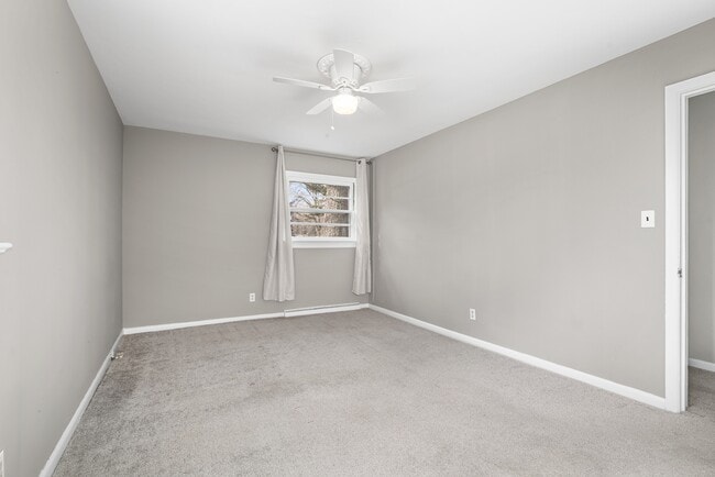 Building Photo - 509 Frank Ln