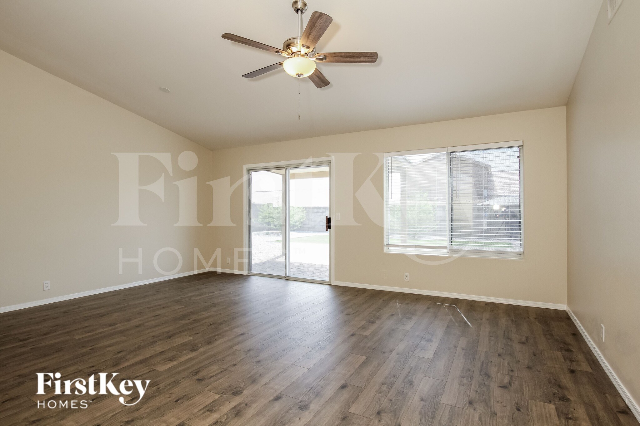 Building Photo - 6396 N 81st Dr