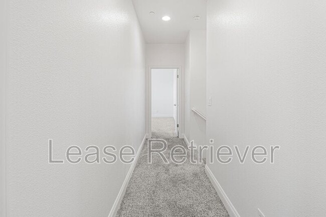 Building Photo - 2160 N Stokes Ct