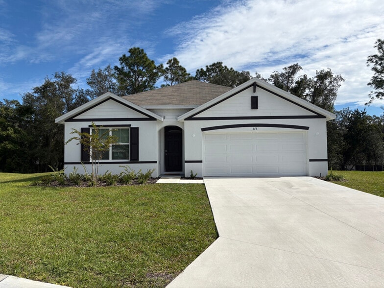 Building Photo - 373 Hickory Crse Trl