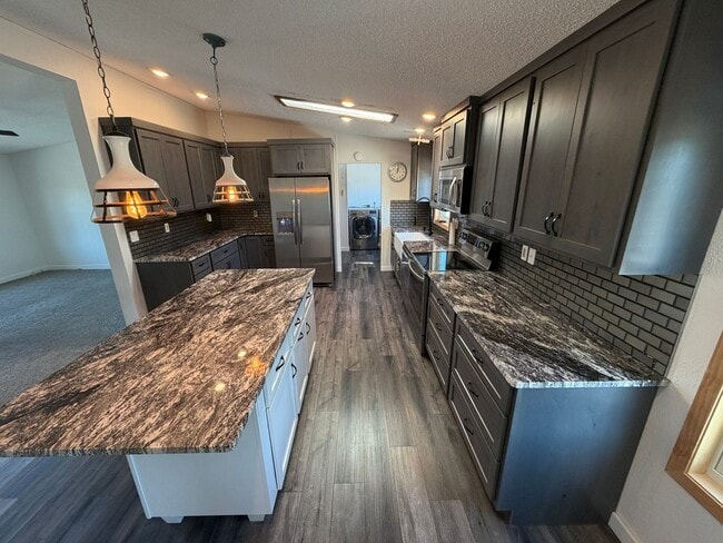 Building Photo - 6770 Silver Fox Ct