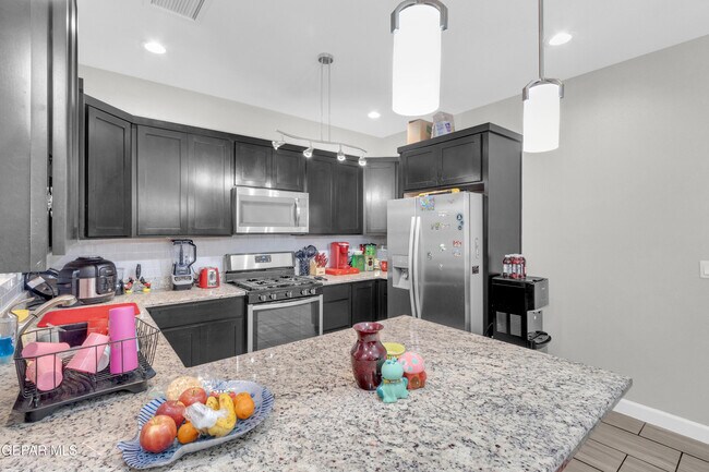 Building Photo - 412 Beech Tree Dr