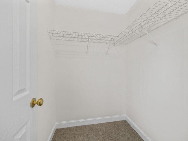 Building Photo - Newly Renovated 2BR, 2.5 BA in Greer SC