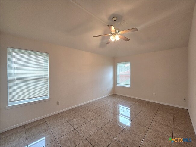 Building Photo - 5705 Mandalay Dr