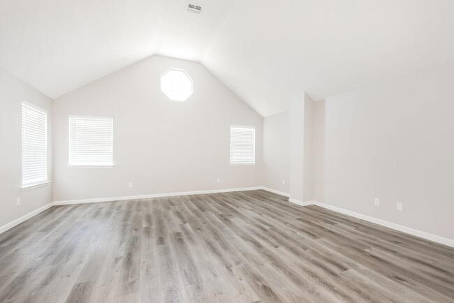 Building Photo - 1148 Devonshire Dr