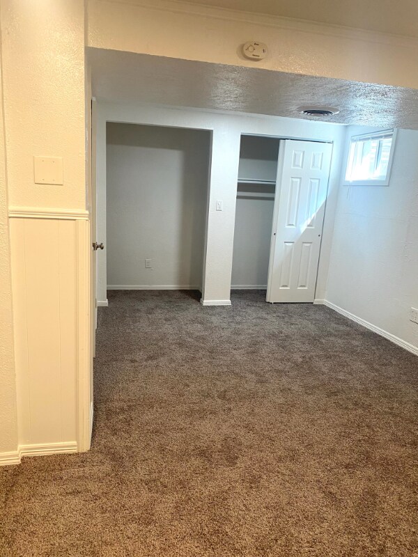 Building Photo - 9120-9122 Osceola St