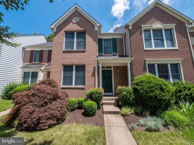 Building Photo - 9419 Steeple Ct