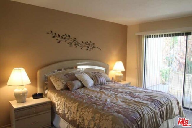 Building Photo - 40324 Pebble Beach Cir