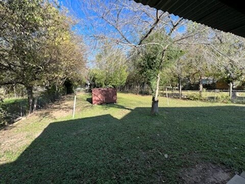 Fenced Backyard - 828 Horseshoe Dr