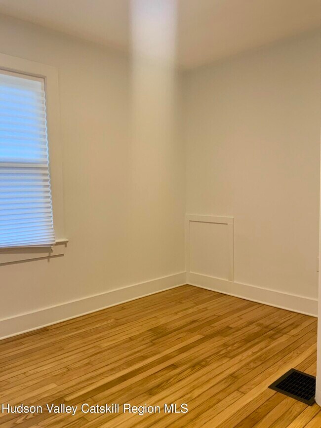 Building Photo - 1156 US-9
