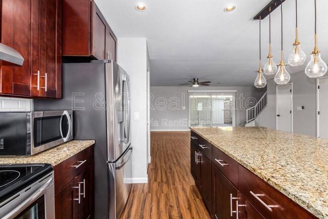 Building Photo - 4508 N 15th Ave