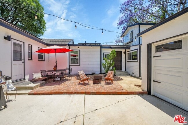 Building Photo - 6531 Ruffner Ave