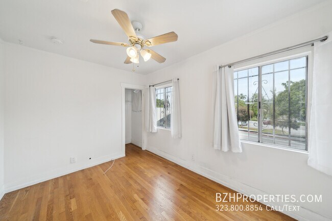 Building Photo - 6179 N Figueroa St