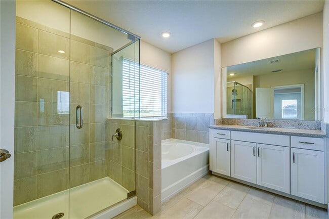 Building Photo - 17719 Gulf Rnch Pl