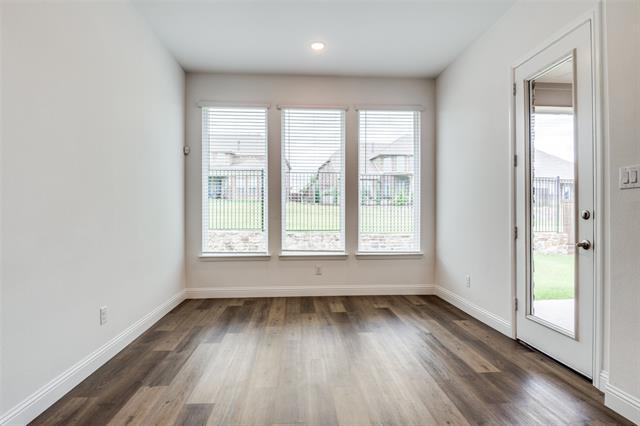 Building Photo - 513 Montrose Dr