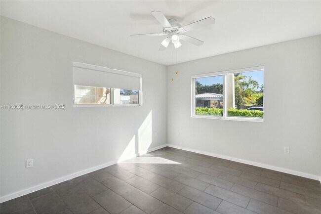 Building Photo - 8501 Hawthorne Ave