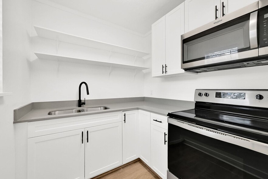 Interior Photo - Council Crest Apartments