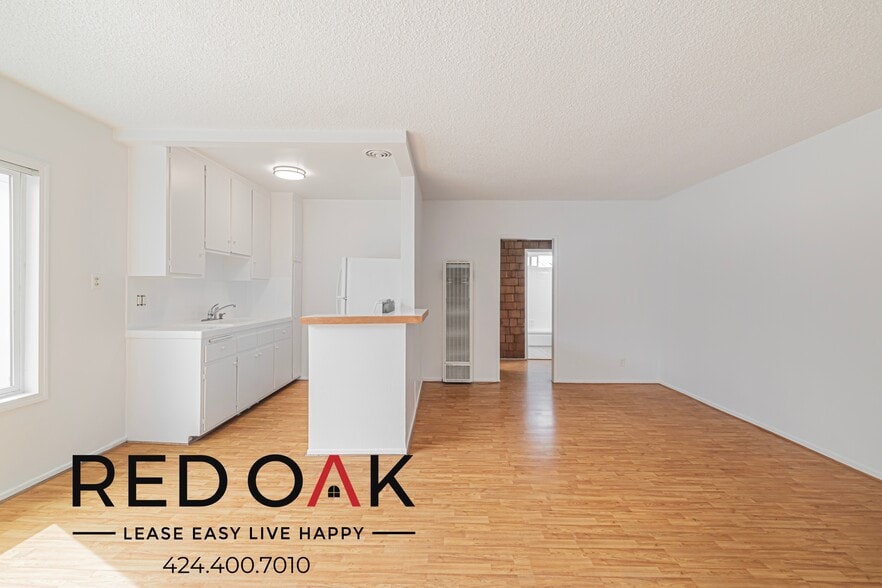 Building Photo - 4037 McLaughlin Ave