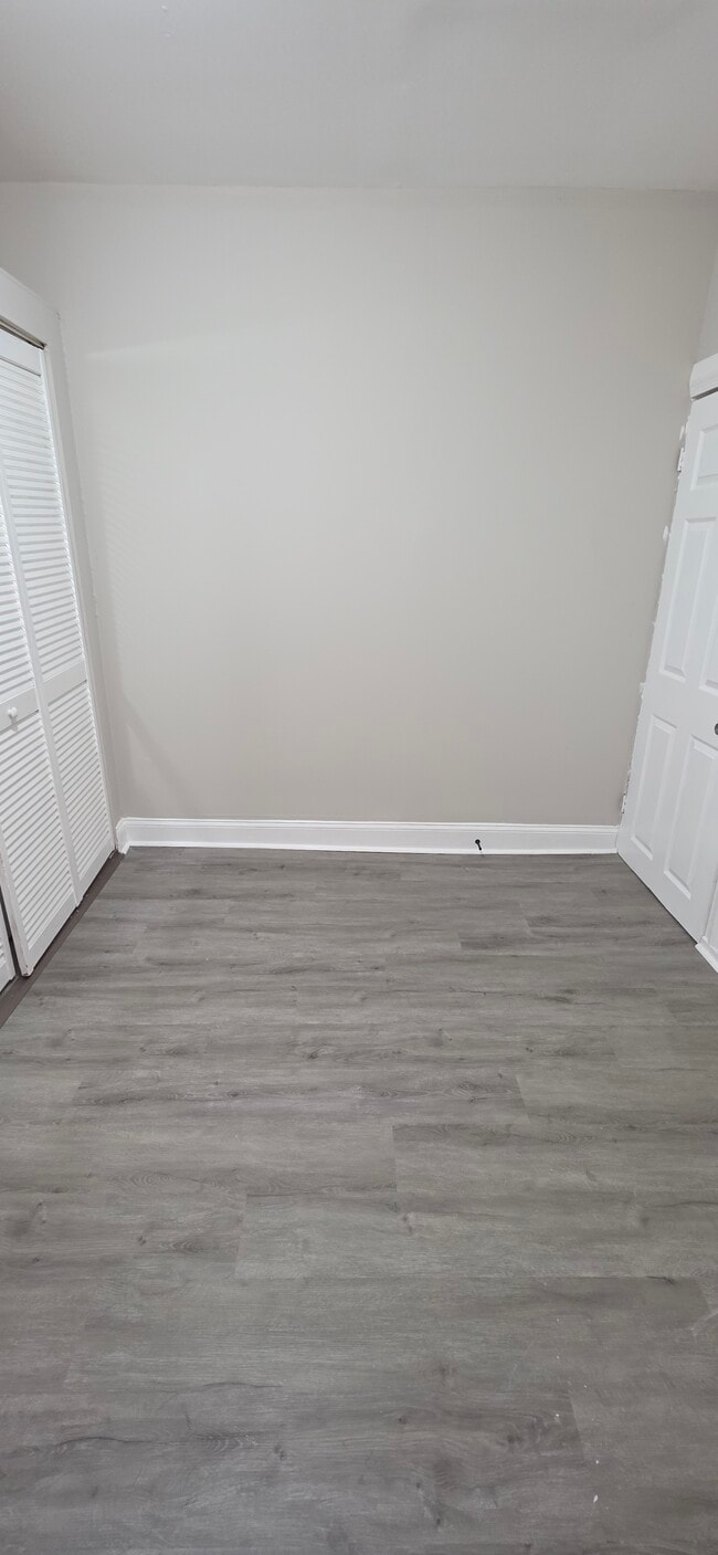 Building Photo - 1828 W Lombard St