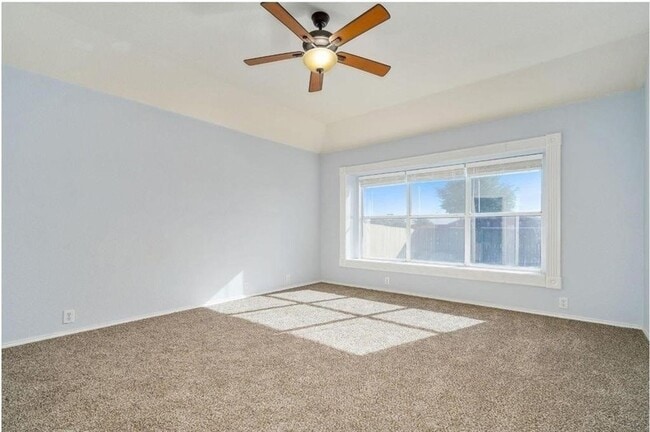 Building Photo - 4624 Matthew Dr