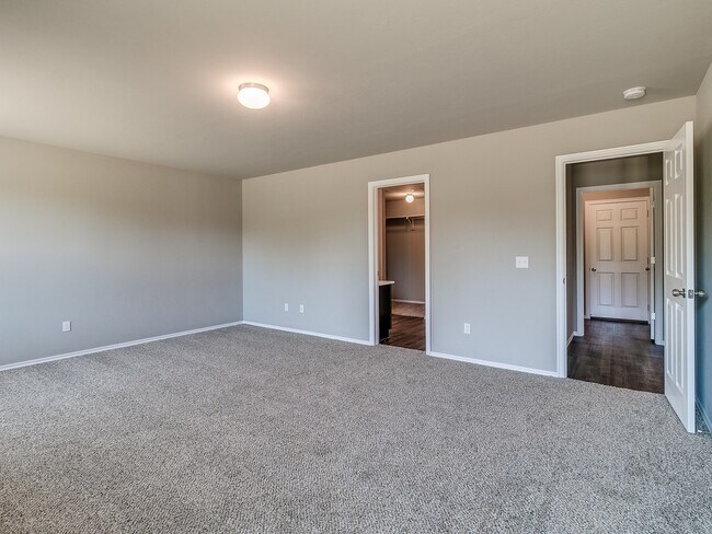 Building Photo - 9817 Glover River Dr
