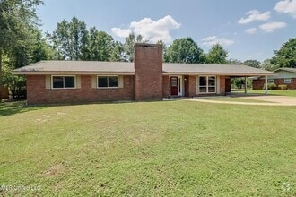 Building Photo - 2519 Linwood Dr