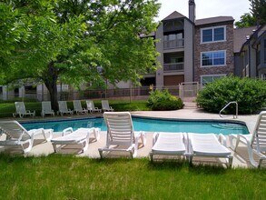 Building Photo - Englewood/DTC Ground Floor 2 Bedroom 2 Bath Condo For Rent - Great Location and Amenities