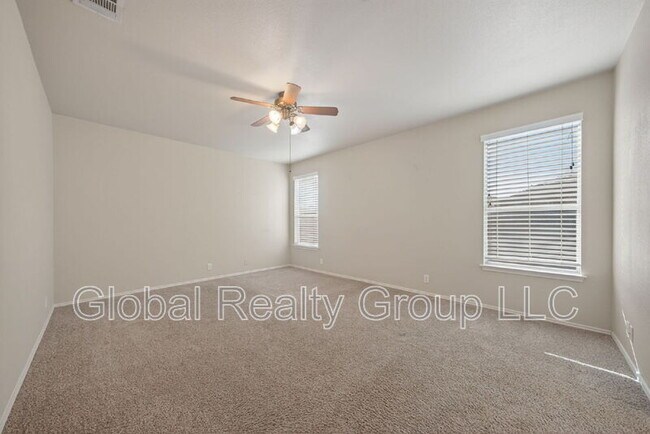 Building Photo - 212 Cloud Crossing