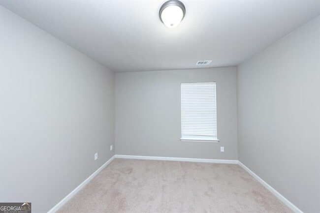 Building Photo - 117 Village Pkwy