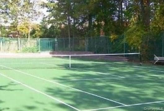 Building Photo - 603 Town House Village