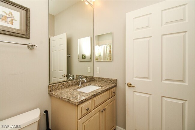 Building Photo - 12240 Toscana Way