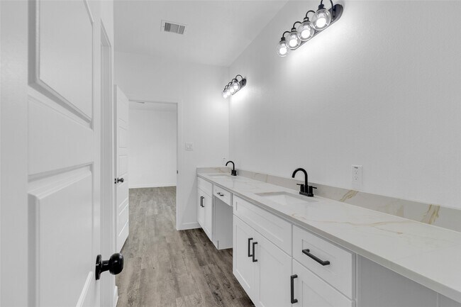 Building Photo - 401 E Martin Luther King Blvd