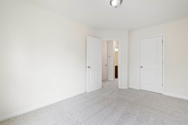 Building Photo - Charming 3BR Townhome in Brightleaf at the...